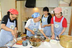 写真：カラカサン移住女性エンパワメンとセンター